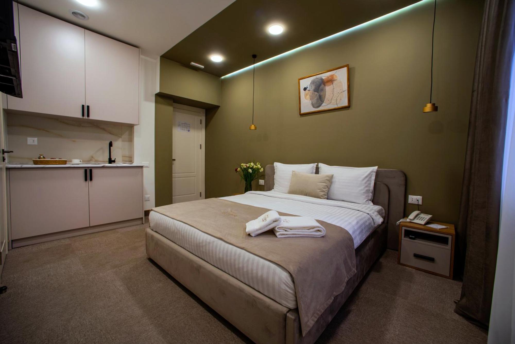 The House Hotel เยเรวาน ภายนอก รูปภาพ