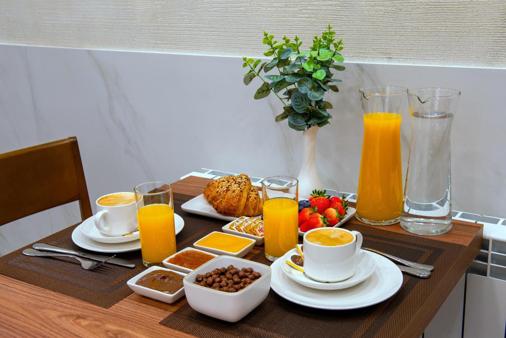 The House Hotel เยเรวาน ภายนอก รูปภาพ