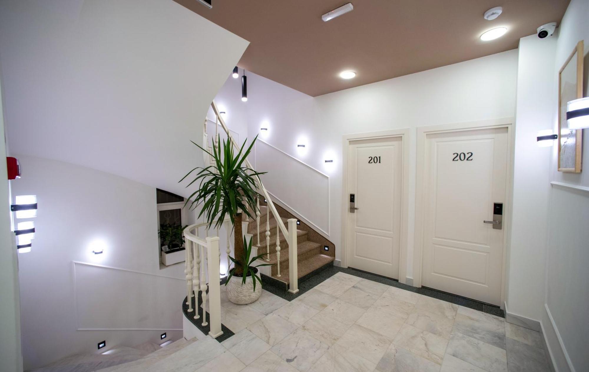 The House Hotel เยเรวาน ภายนอก รูปภาพ