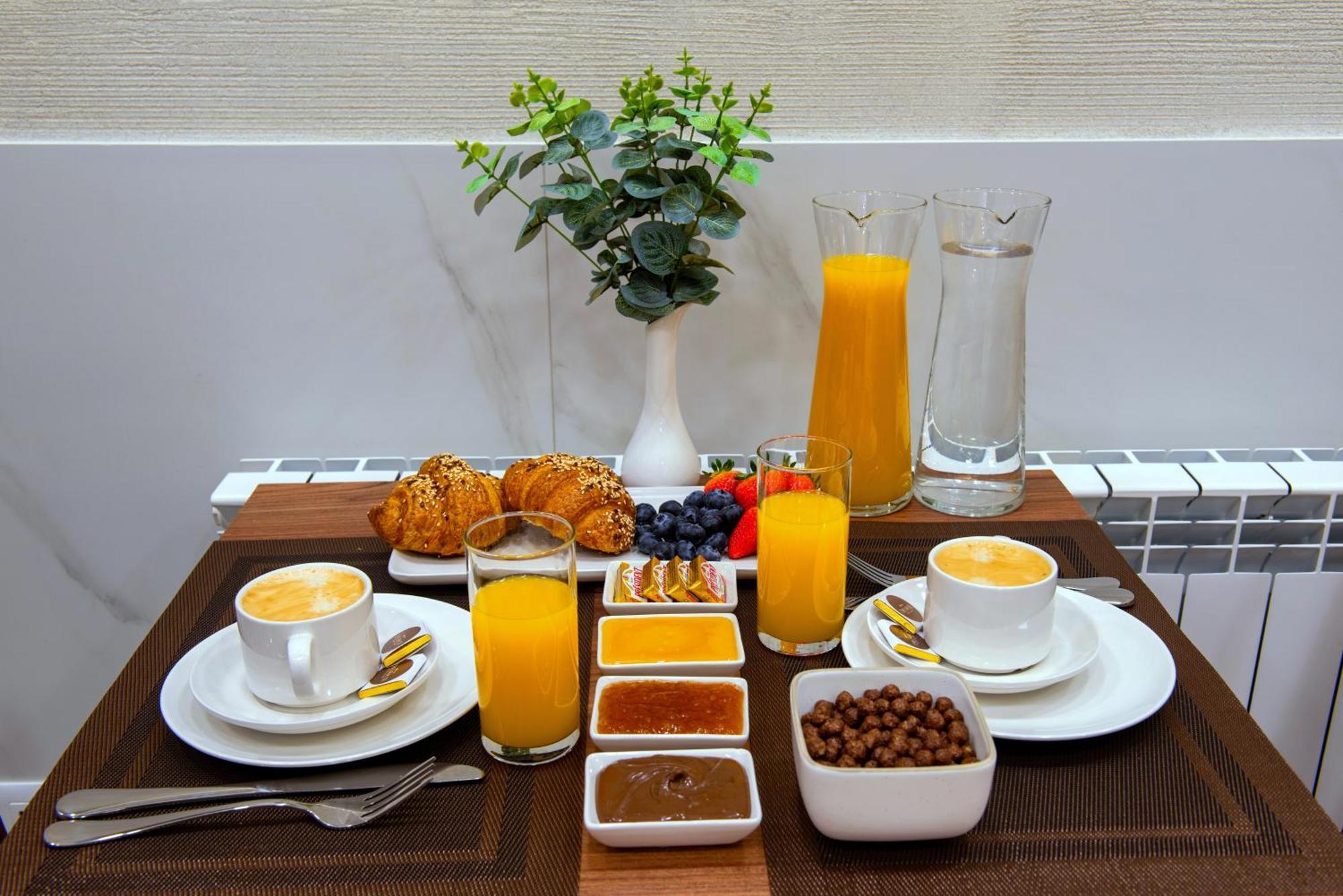The House Hotel เยเรวาน ภายนอก รูปภาพ