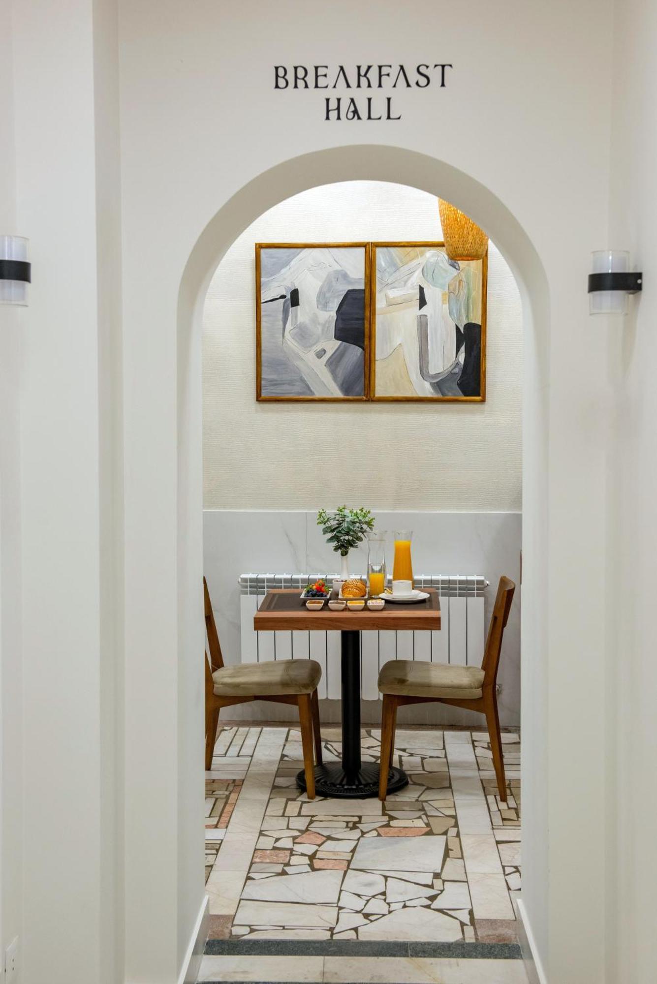 The House Hotel เยเรวาน ภายนอก รูปภาพ