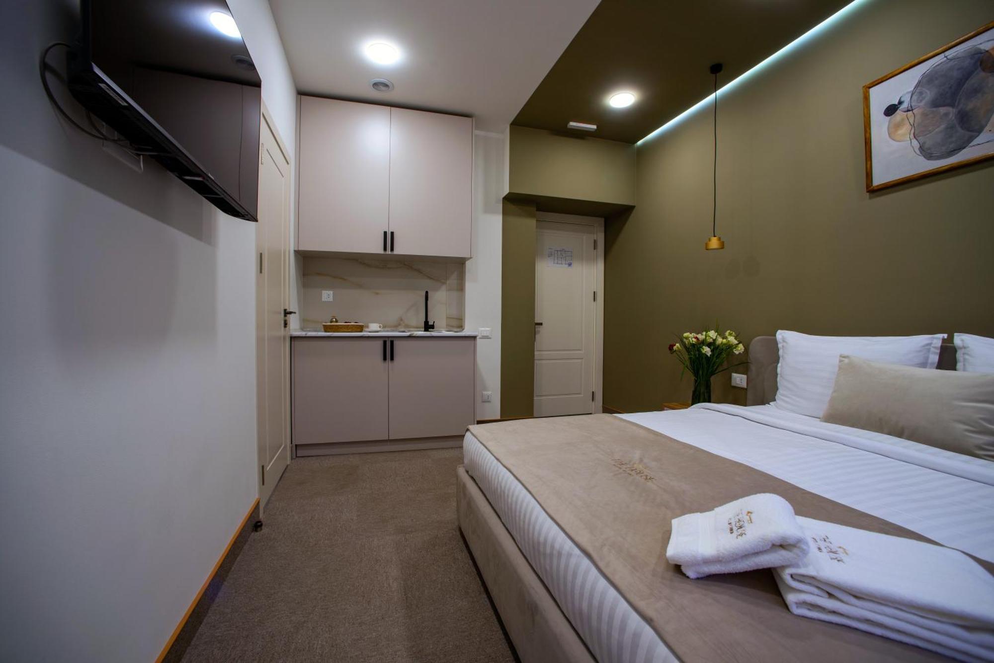 The House Hotel เยเรวาน ภายนอก รูปภาพ